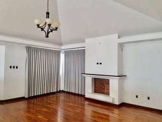 Casa en Renta y Venta zona 16 / La Montaña - 3