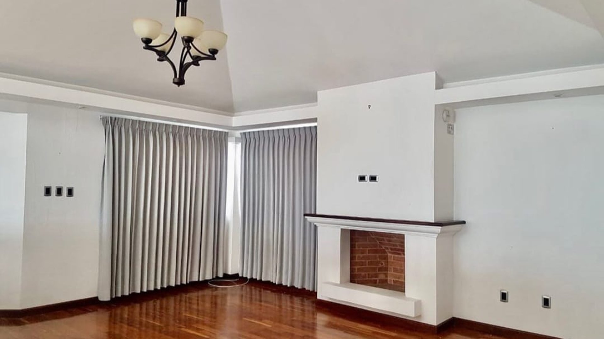 Casa en Renta y Venta zona 16 / La Montaña - Miniatura 3