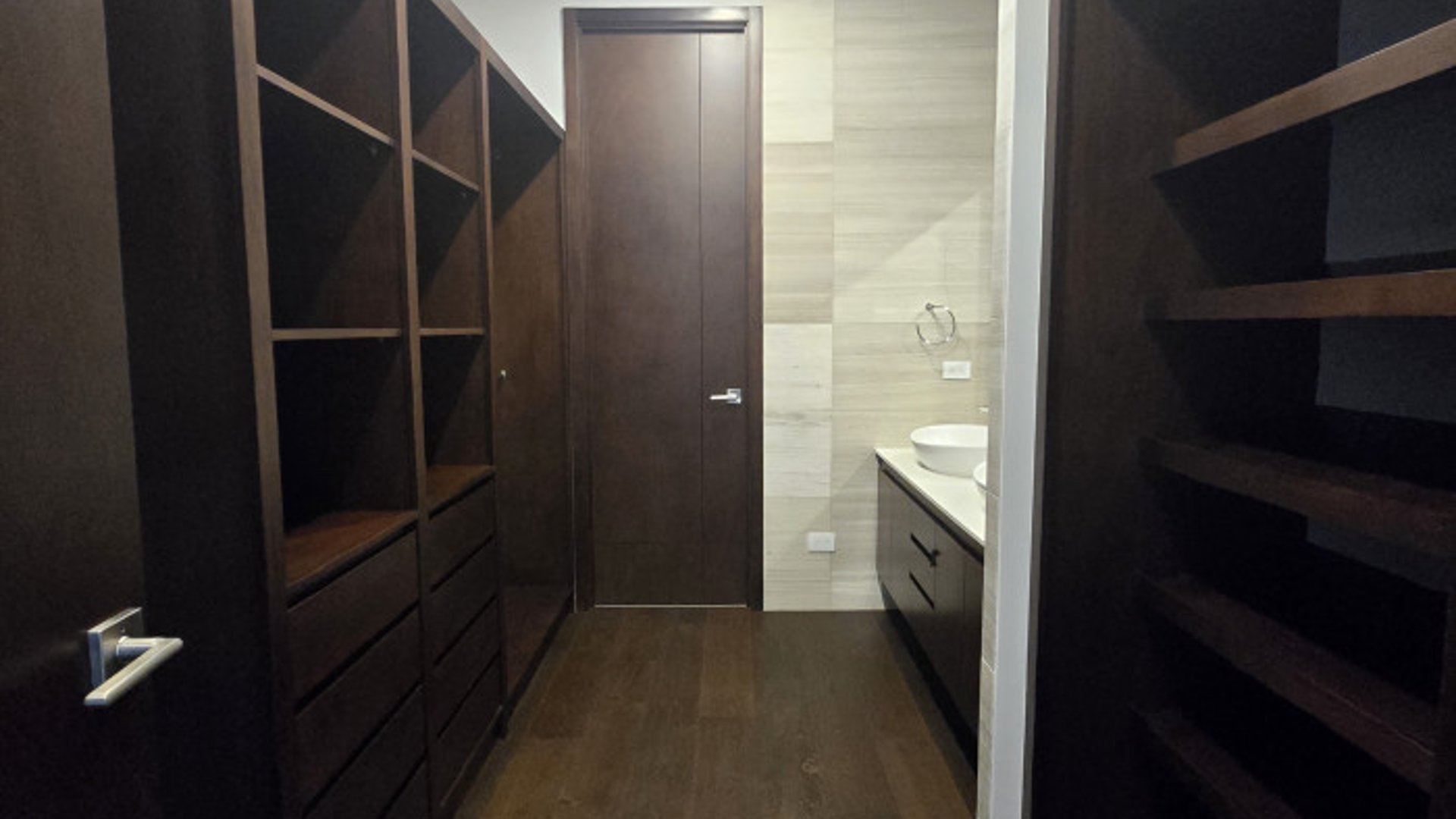 Apartamento en Z.14 en Venta o Alquiler - Miniatura 3