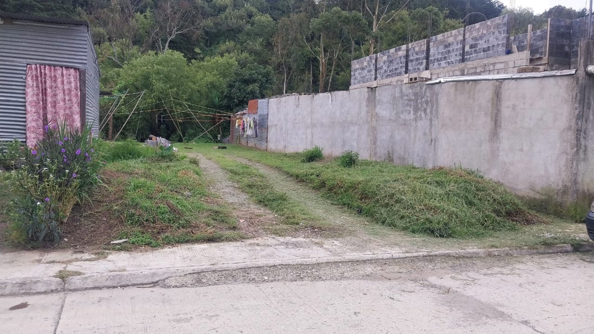 TERRENO EN RESIDENCIALES SAN JOSE EN SAN JOSE PINULA - Miniatura 4