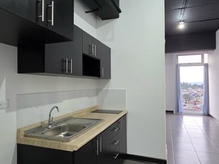 Apartamento en venta en zona 7 Kaminal 7 sobre Clz. San Juan para inversión - 2