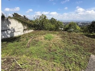 Terreno en Venta – Cercano a Vista Hermosa y Zona 10 - 2