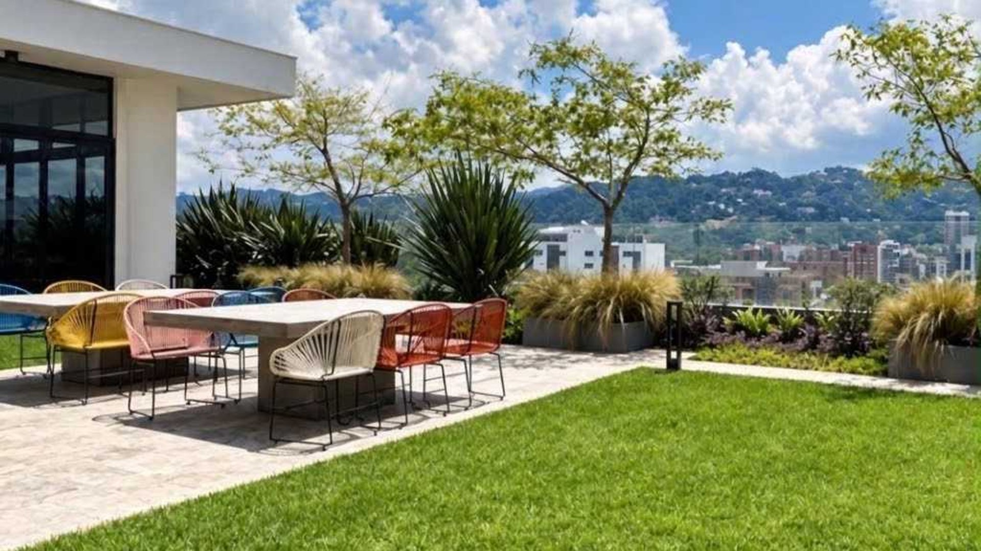 APARTAMENTO AMUEBLADO EN ALQUILER 📍 Edificio Laurel, Zona 15 VH1