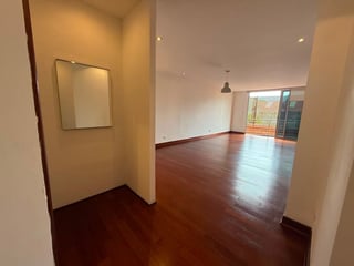 Venta de amplió apartamento en zona 14 Benevento La Villa - 2