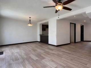 Venta de bonita casa de esquina en Condominio Luminela | Villa Nueva - Image 3