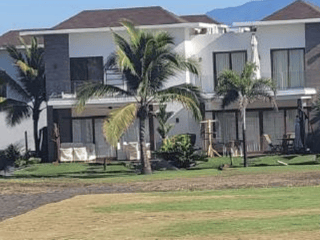 Villa en  VENTA en la Mar Monterrico - 2
