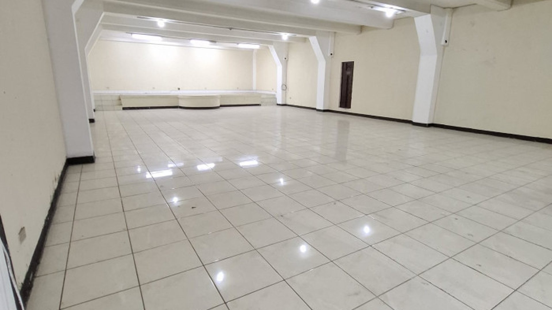 Casa en Renta con Uso Comercial en Zona 7 Guatemala - Miniatura 2