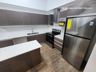 Apartamento en renta de 1 habitacion en zona 10 Ref-4891 - 4