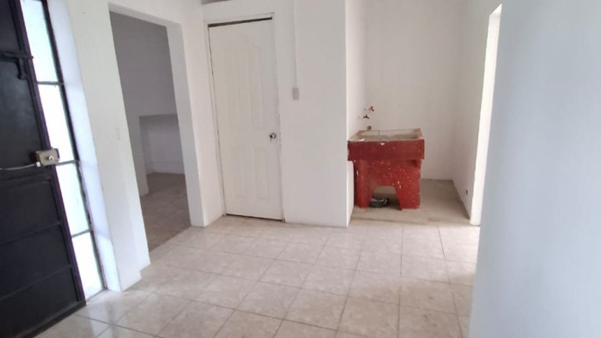 En venta edificio con 7 apartamentos en Zona 7 - Miniatura 8
