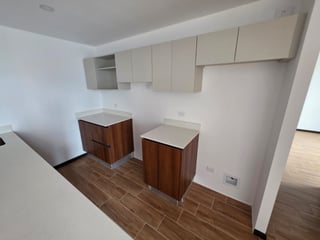 Renta de apartamento de 2 habitaciones y Piscina en zona 13 Ref-5898 - 2