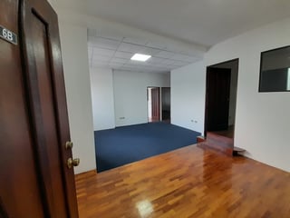 Oficina en Alquiler en zona 13 - 3