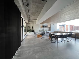 Venta de apartamento de 2 niveles en Edificio Granat, Zona 4 - Image 17