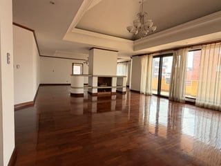 Apartamento en Venta / Alquiler Edificio Torre Castelar, zona 10 PH - 3