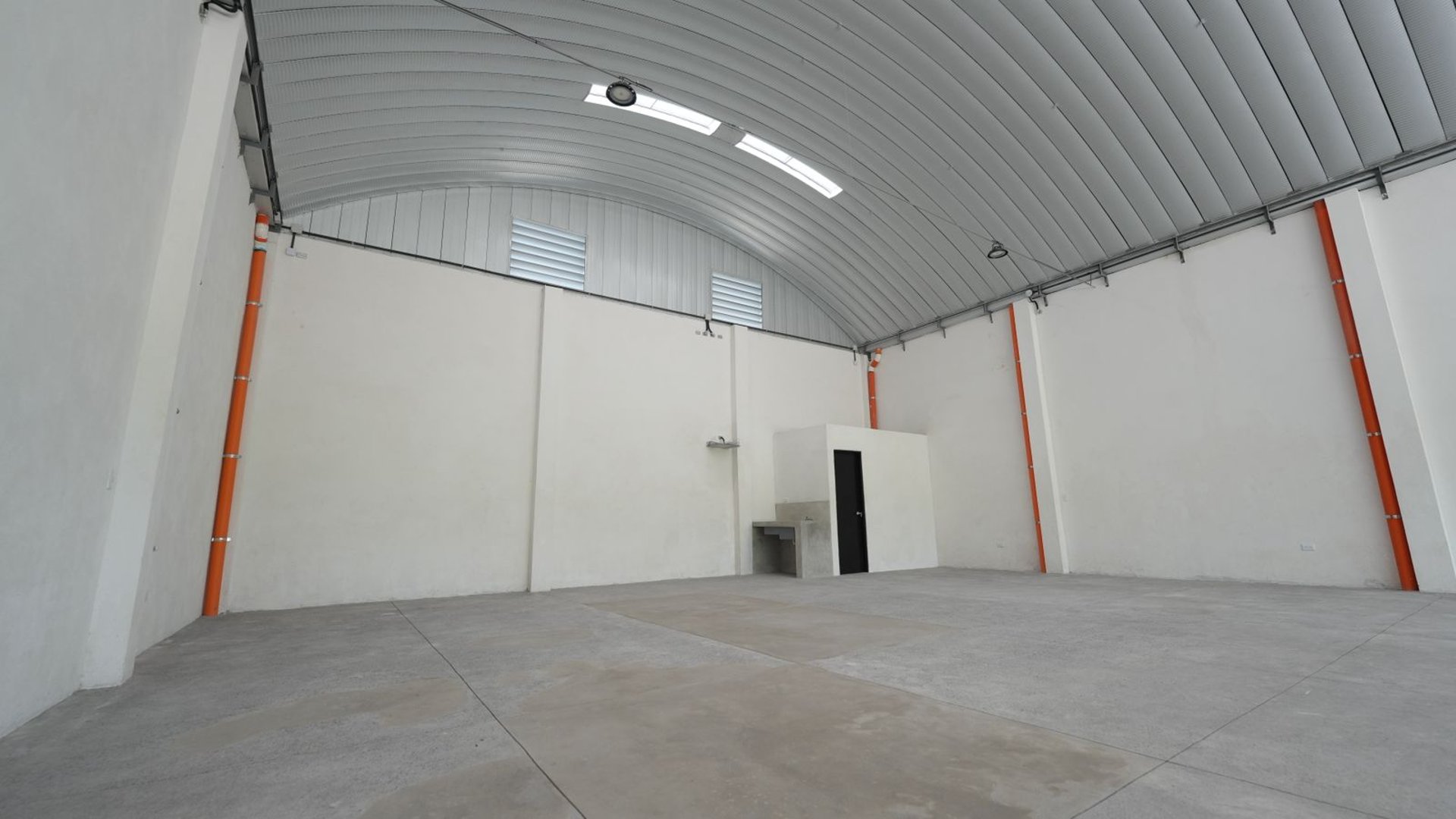 Alquiler de Bodega Para Estrenar 220mt2 - Taxisco, Santa Rosa  - Miniatura 8