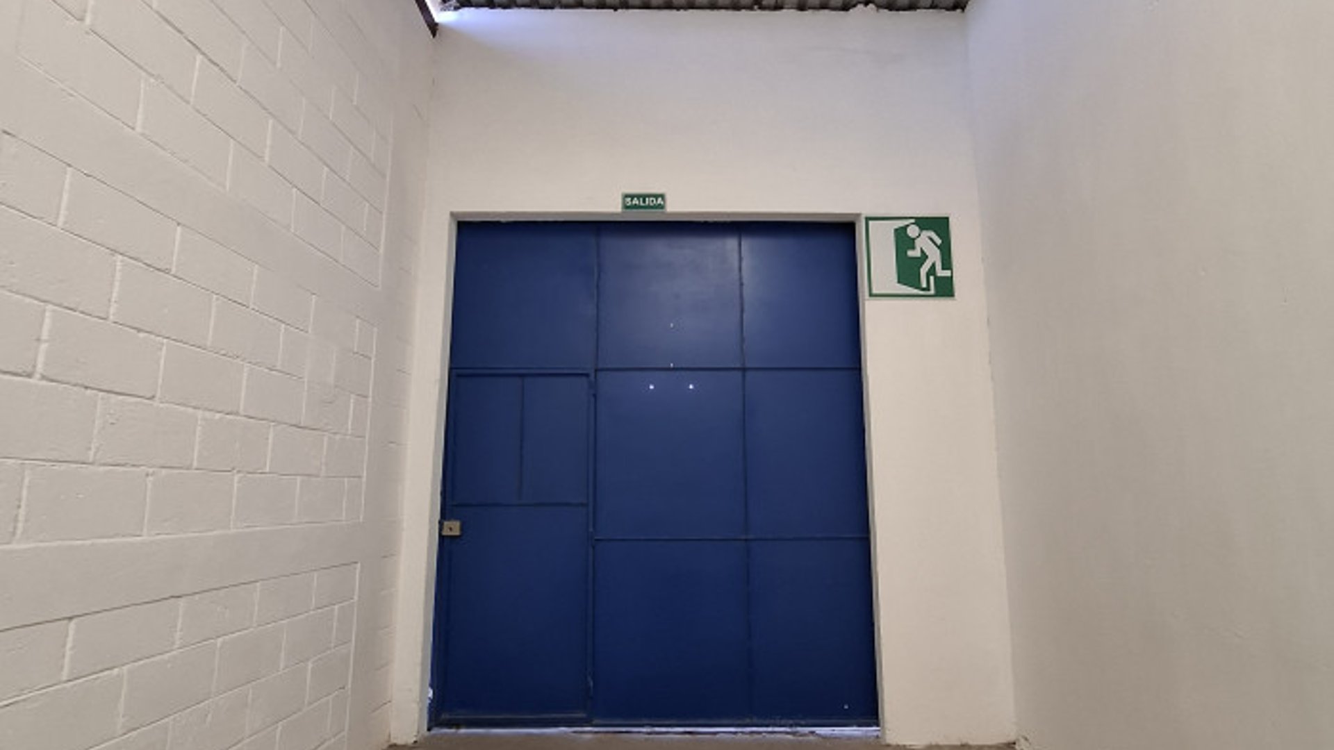 ALQUILER DE OFIBODEGA EN SAN MIGUEL PETAPA . - Miniatura 7