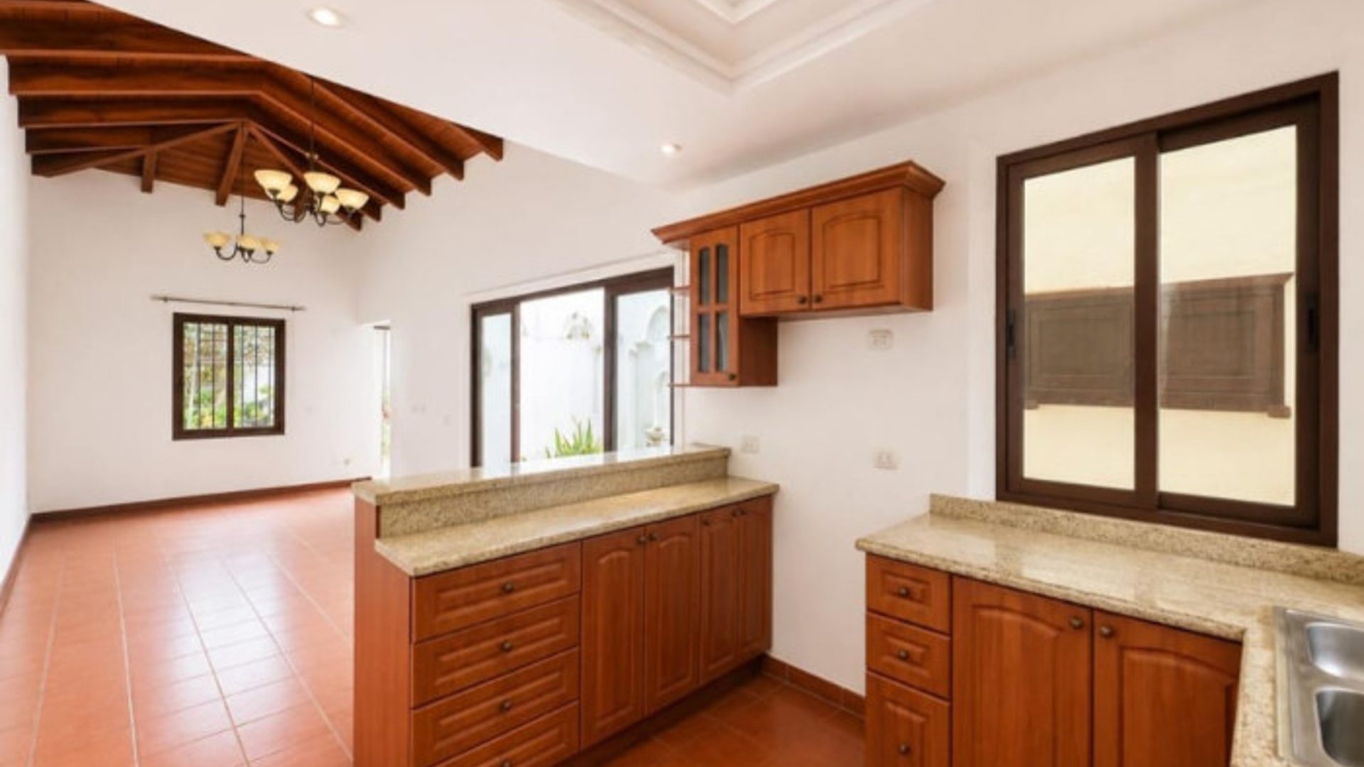 CASA EN RENTA AMUEBLADA | SAN MIGUEL ESCOBAR - Miniatura 5