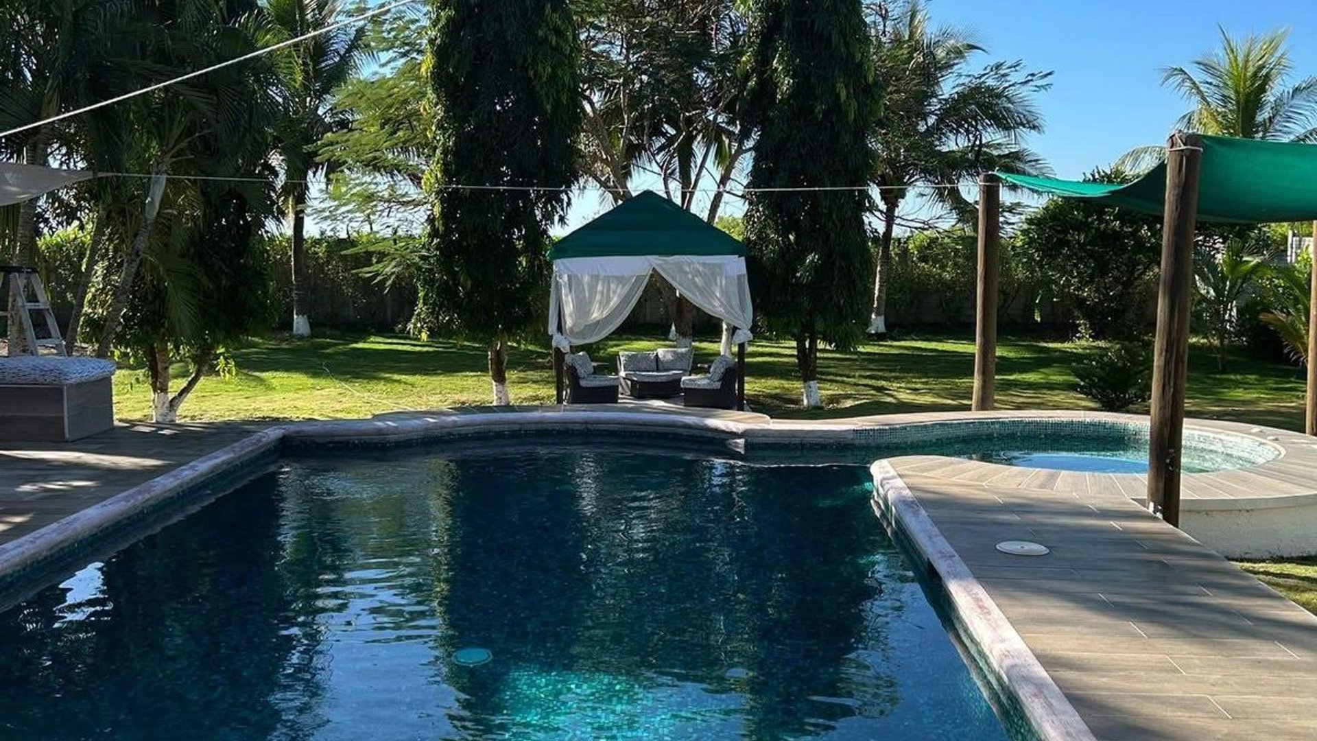 📍 CASA DE PLAYA EN VENTA – 5 HAB + PISCINA Y JACUZZI | MONTERRICO