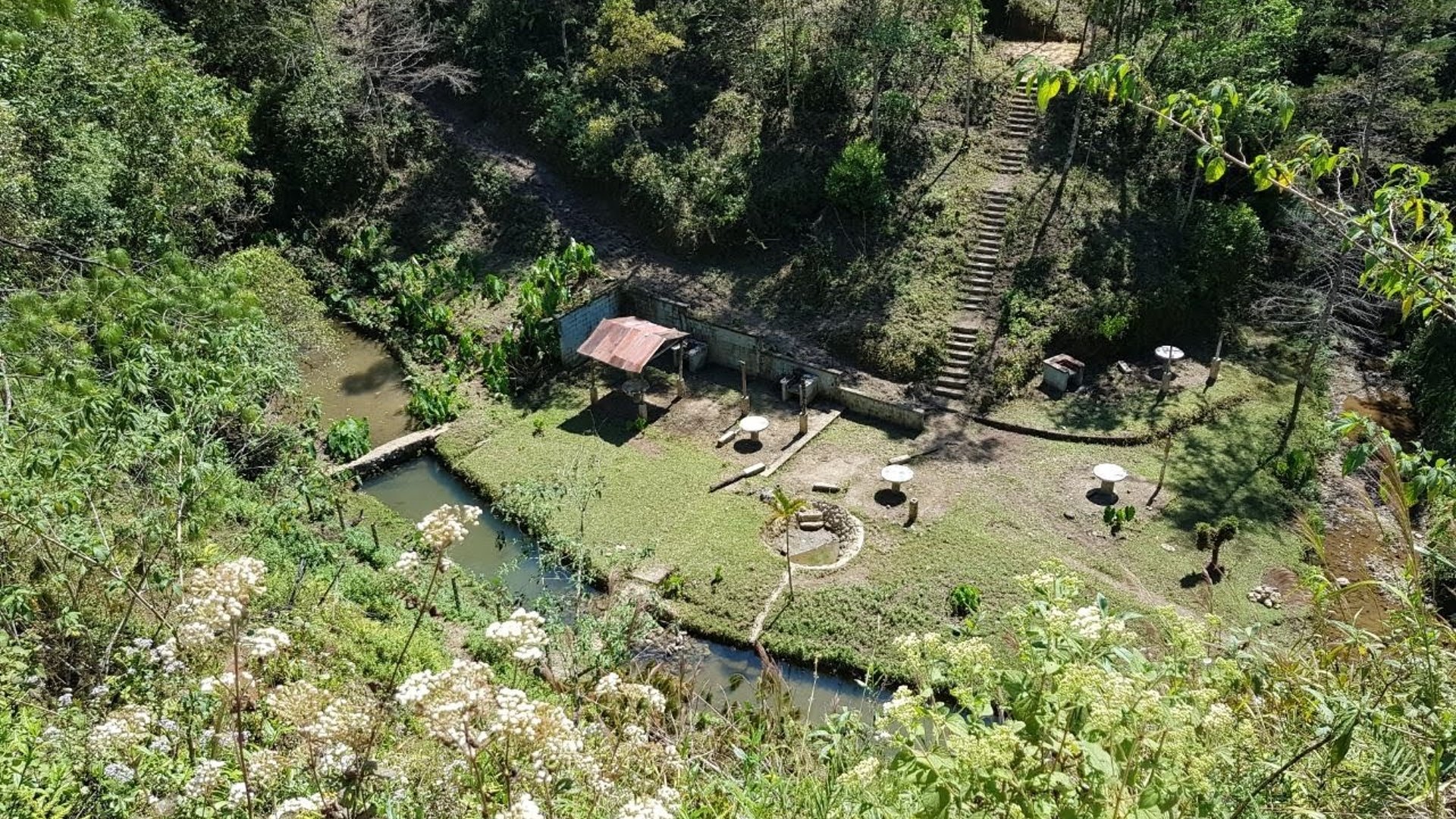Finca comercial 26 manzanas en Venta en la Verapaces  - Miniatura 32