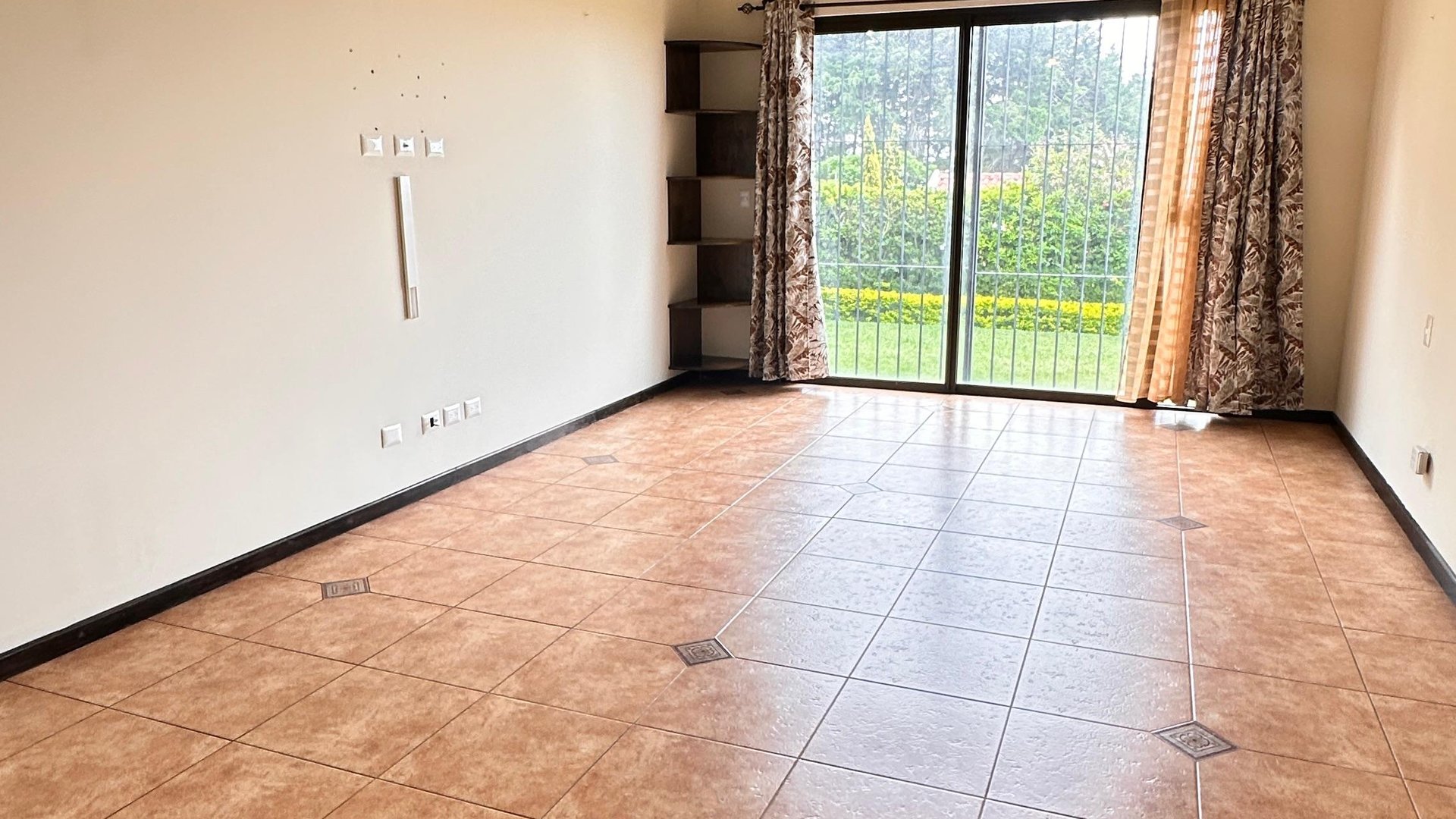 Venta de casa de 1 nivel en Lazos de Fraijanes - Miniatura 16