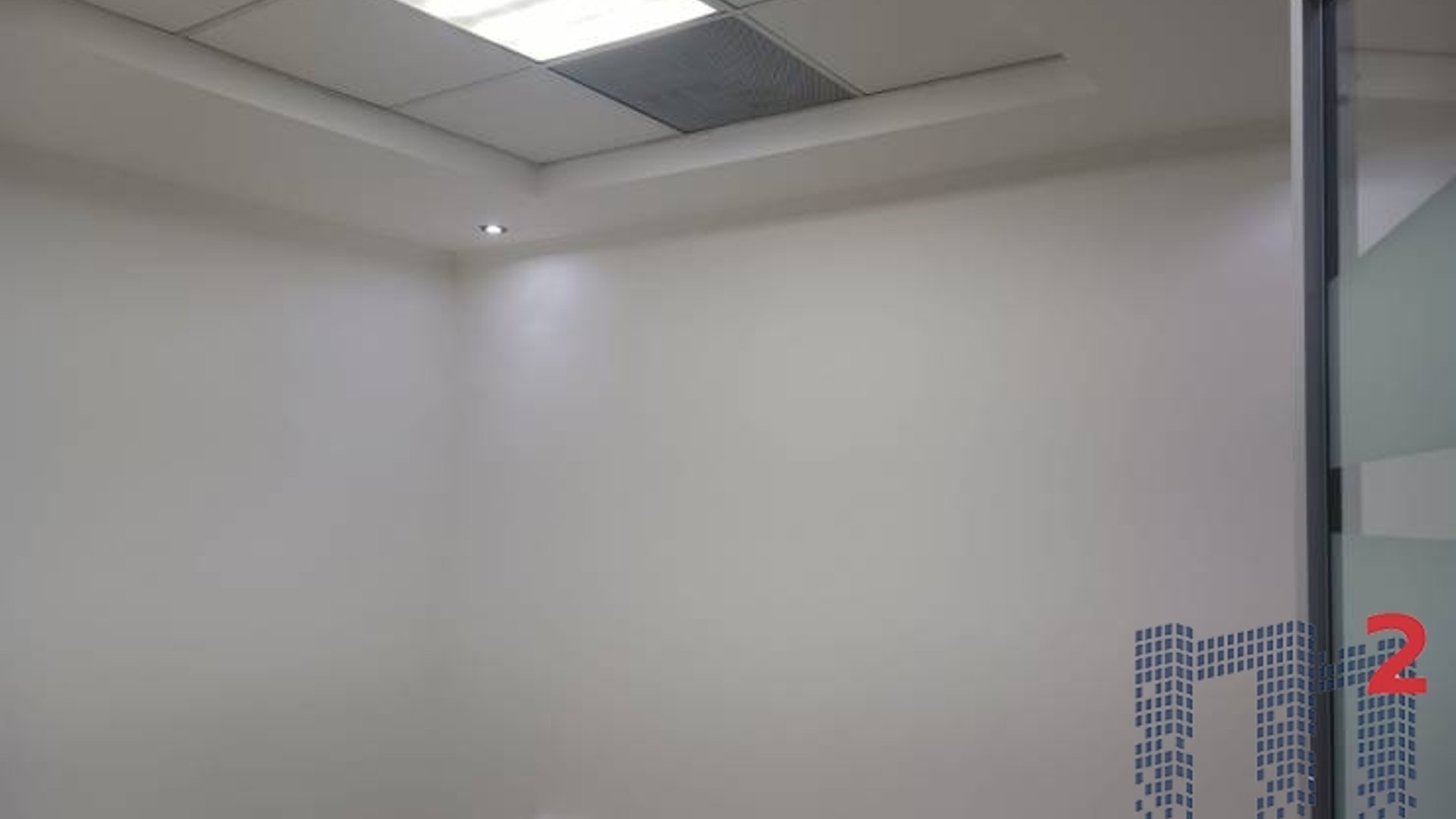 Oficina en Renta, Zona 10 (R9616) - Miniatura 2