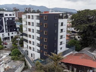Apartamento en Venta en La Villa Zona 14, Guatemala - 3