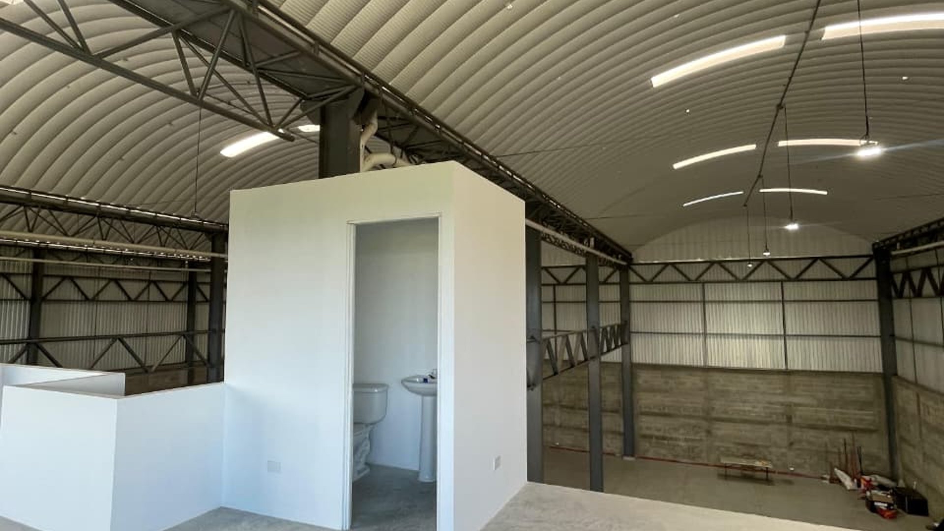 Bodega en venta en pinares del lago zona 4 villa nueva - Miniatura 14