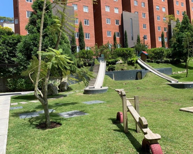 APARTAMENTO EN RENTA EN HEXA CAÑADA 16