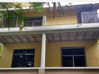 Chalet con amplio terreno en venta en Escuintla - Image 10