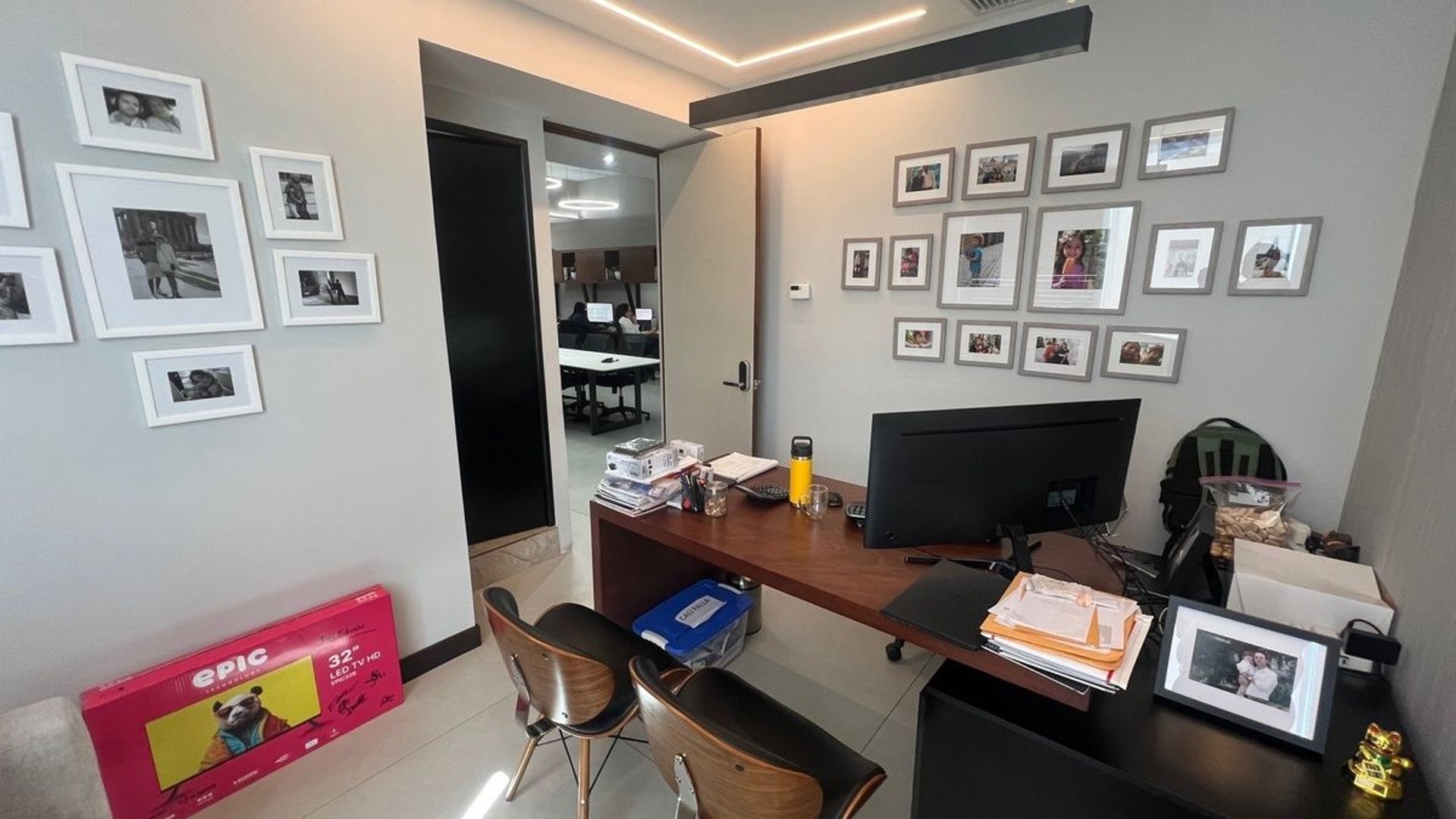 Oficina en Venta – Zona 10