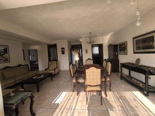 ALQUILO APARTAMENTO AMUEBLADO EN ZONA 9 - Image 1