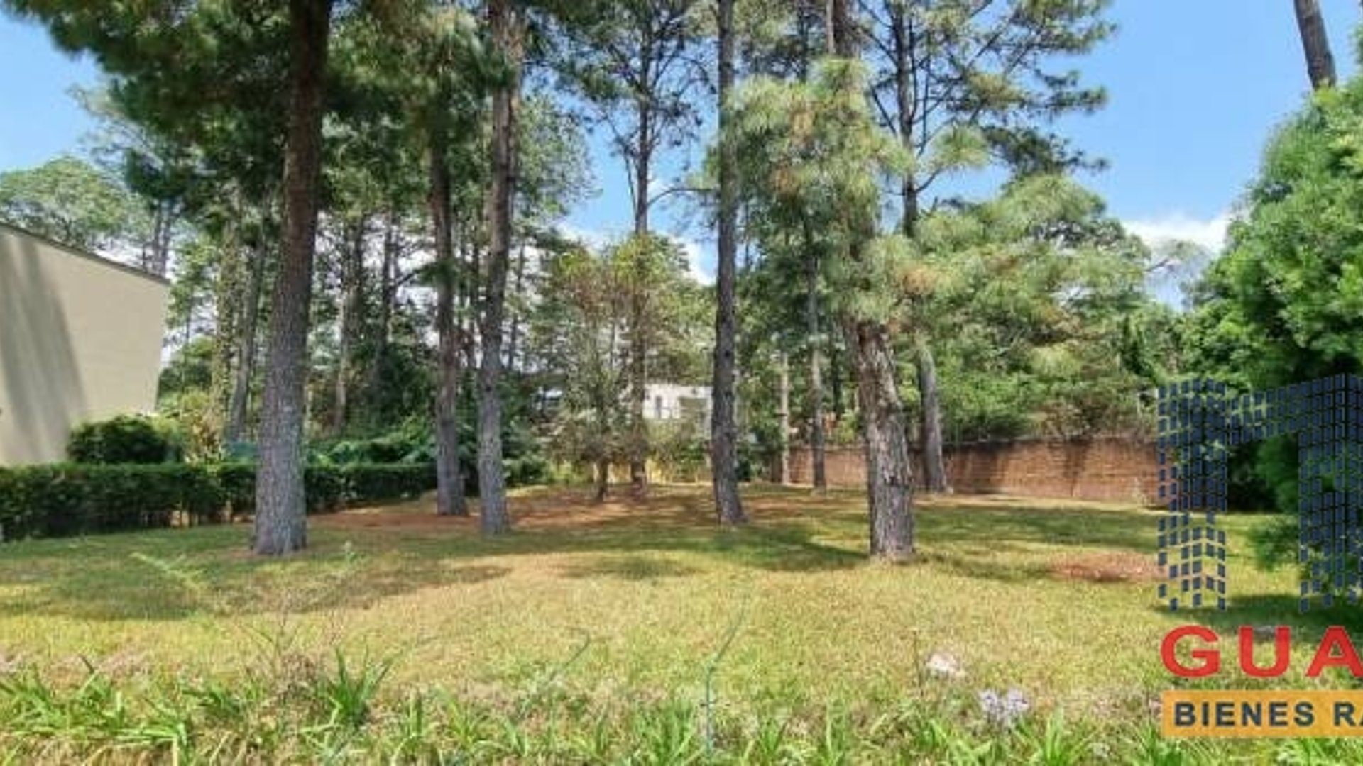 Terreno en Venta, Zona 11 (V8623)