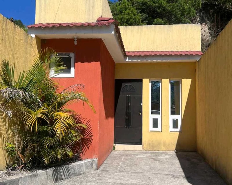 CASA EN VENTA – PRADOS DE SAN JOSÉ