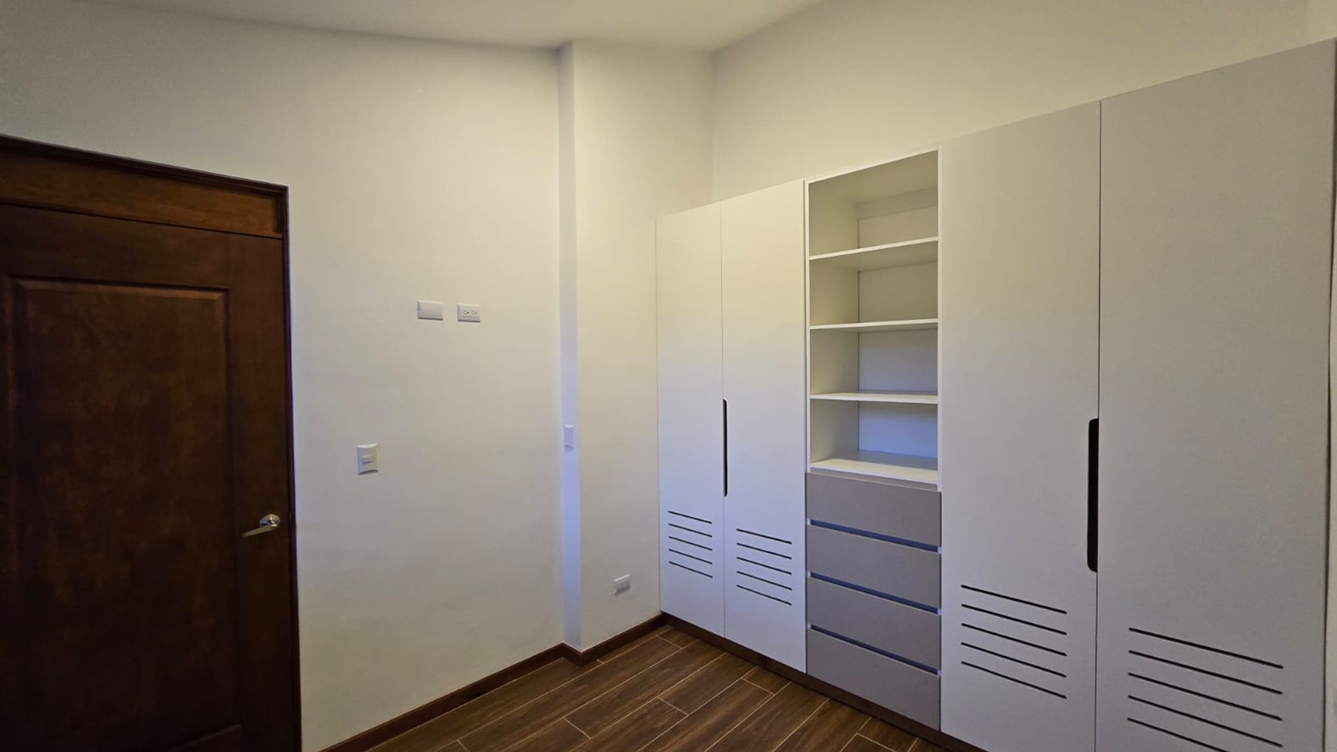 VENDO CASA EN ZONA 12 VIENTOS DEL VALLE - Miniatura 12