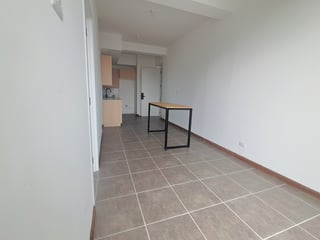APARTAMENTO EN RENTA P/ESTRENAR,  EDIF. QUINCE ESQUINA, ZONA 15 - 3