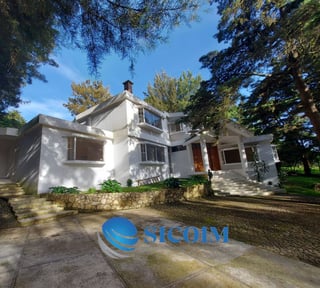 Casa Exclusiva en Venta en Carretera a El Salvador