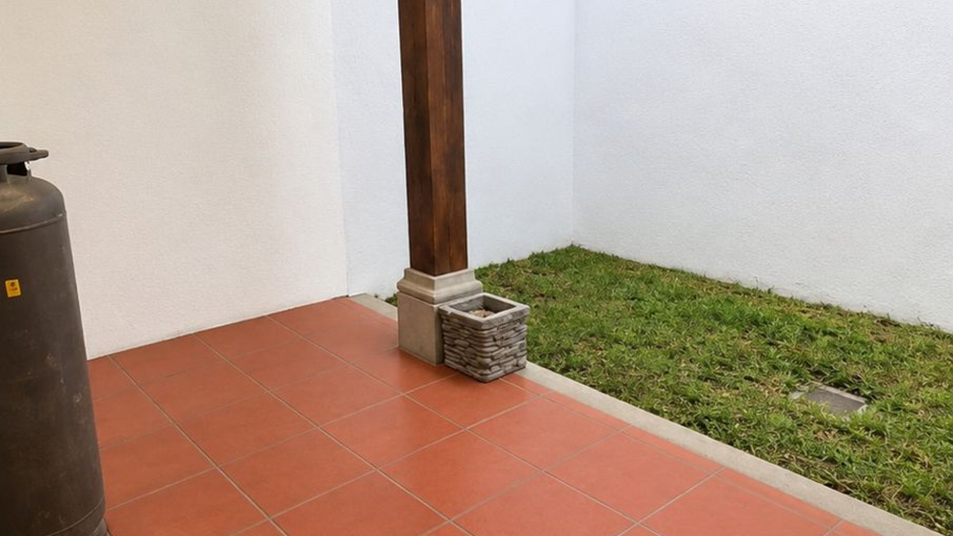 CASA  EN RENTA EN COND. EL CAFETAL SAN PEDRO LAS HUERTAS - Miniatura 10