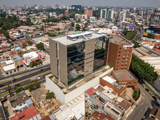 EDIFICIO CORPORATIVO EN RENTA (PREDA) | BOULEVARD LOS PROCERES | ZONA 10 DE GUATEMALA - 2