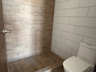 Apartamento en Venta Edificio Marqués de Oakland Zona 10 - Image 22