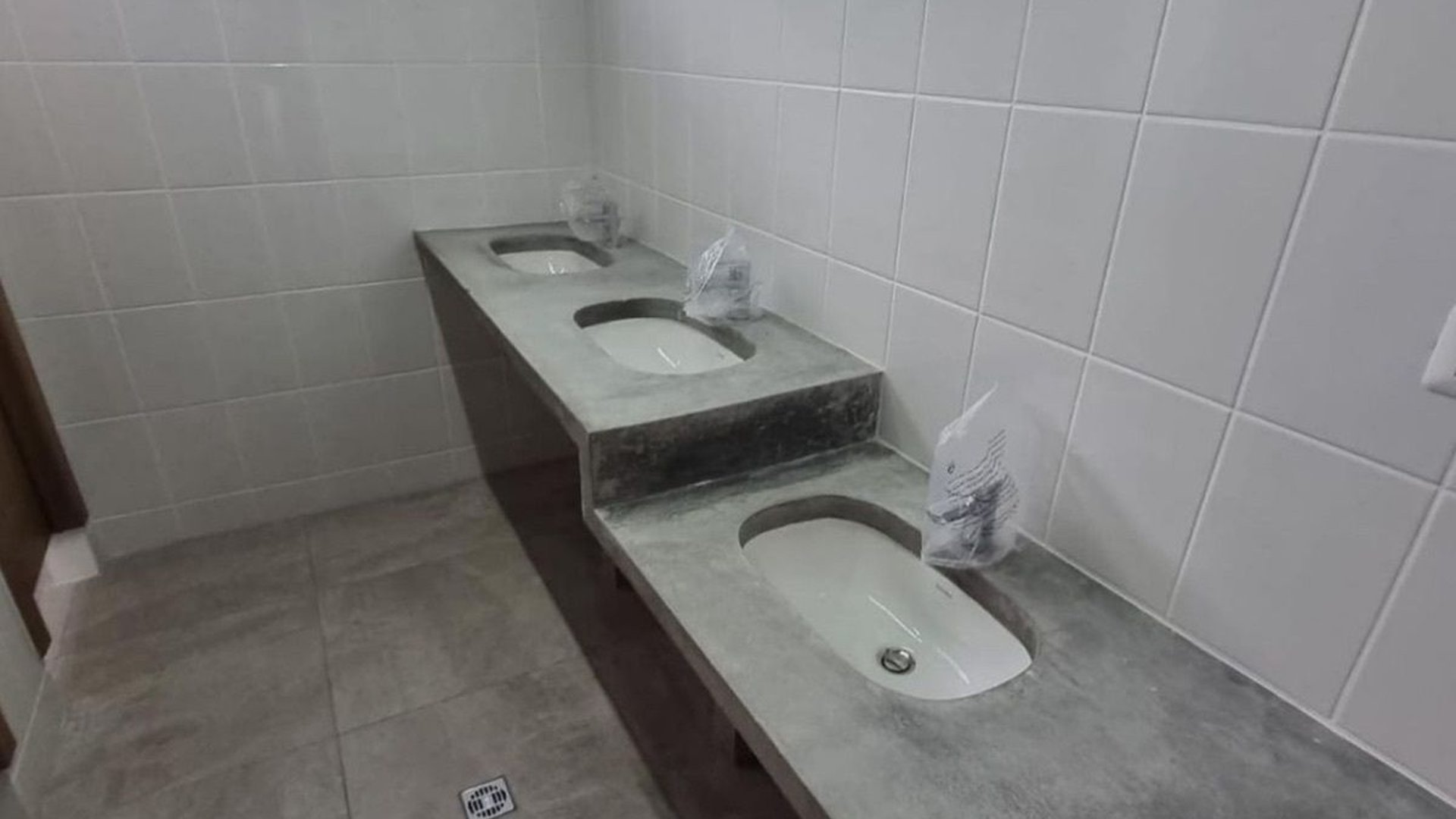 EDIFICIO EN VENTA para inversión  , zona 9 - Miniatura 4