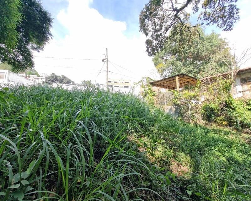 VENTA Terreno Zona 16 La Montaña - Miniatura 5