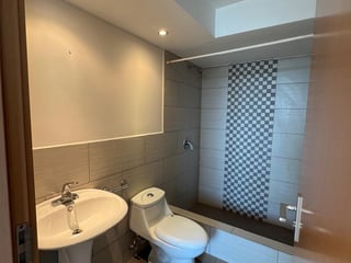 Apartamento en renta y venta zona 14 / Condado la Villa - 4