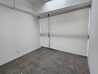 OFICINA EN RENTA EN ZONA 10 - 3