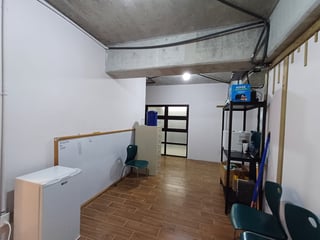 VENTA Oficina Zona 9 Ascend  - 3