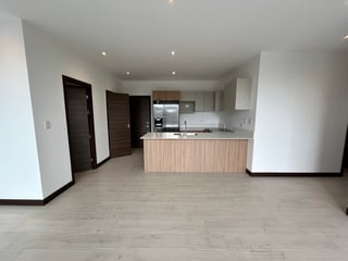 Edificio Spazio, Zona 15. Apartamento en Alquiler - 3