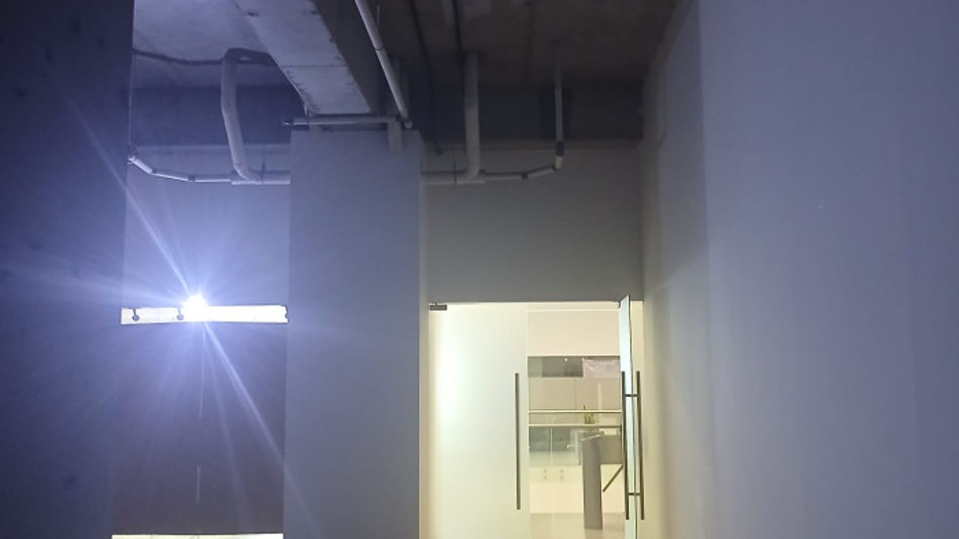 Local Comercial en Renta en zona 9 - Miniatura 9