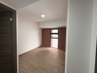Apartamento en Alquiler Edificio Modra, zona 4  - 5