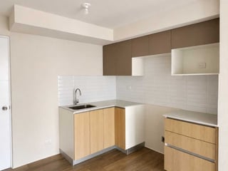 APARTAMENTO EN VENTA 📍 Edificio Lares16, Zona 16 - 4