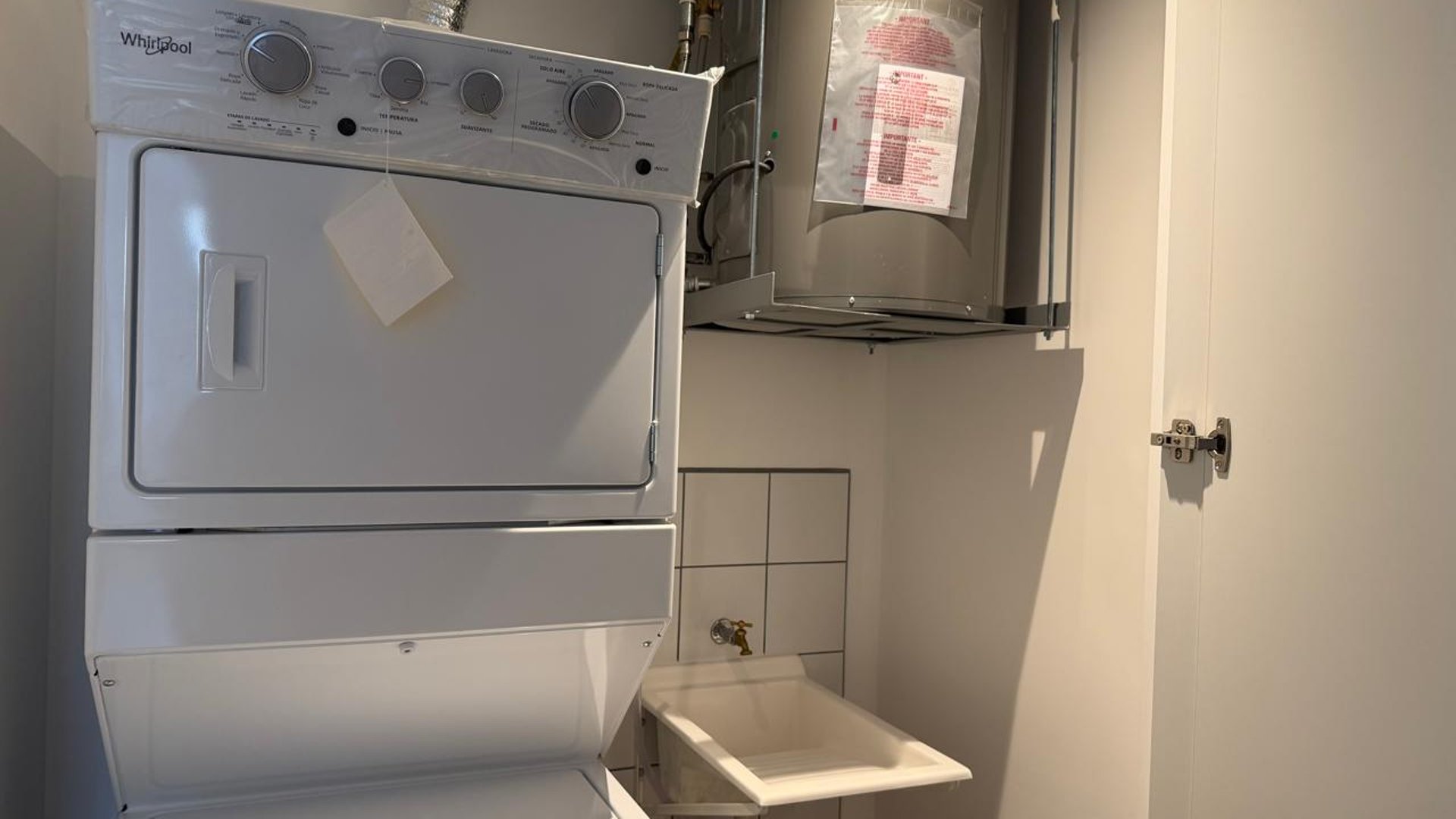 ????APARTAMENTO EN RENTA – 2 HAB + VISTA | EDIFICIO GAURA | Z.15, VHI - Miniatura 11