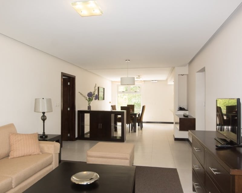 Apartamento, amueblado, en renta zona 10