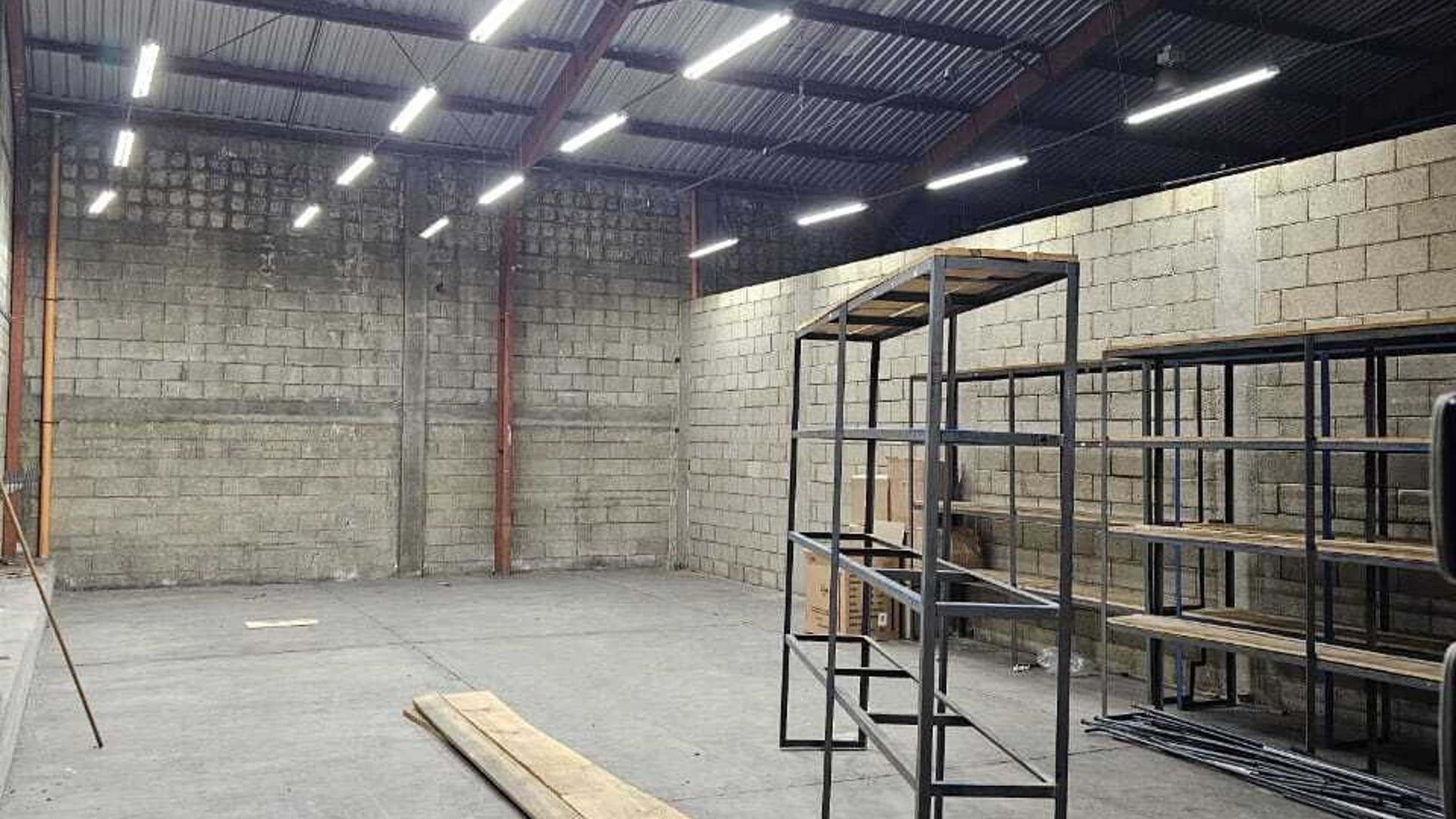 ALQUILER! BODEGAS CON LOCAL SOBRE AGUILAR BATRES, zona 11